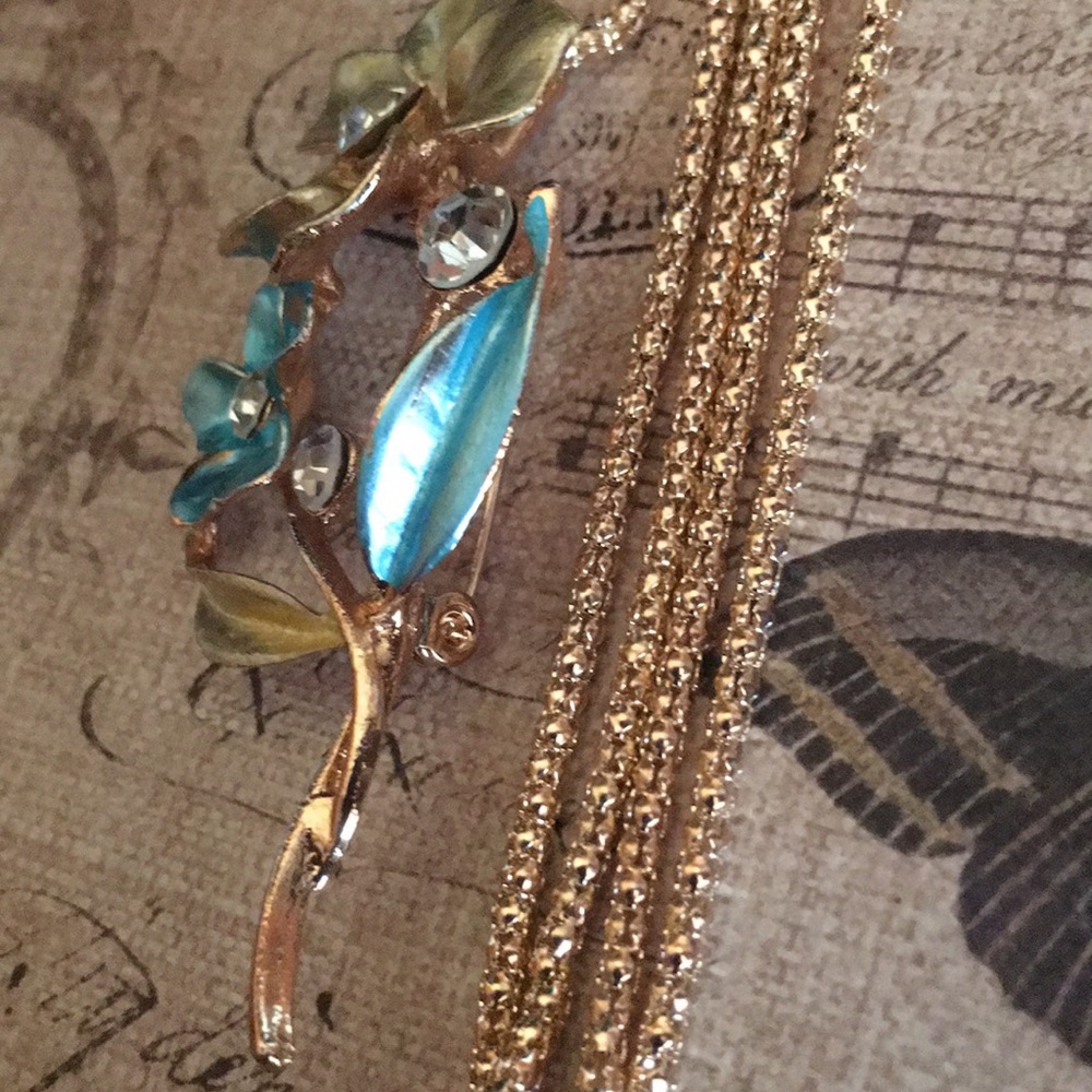 Double Flower Brooch/ Pendant Necklace - Picture 9 of 12